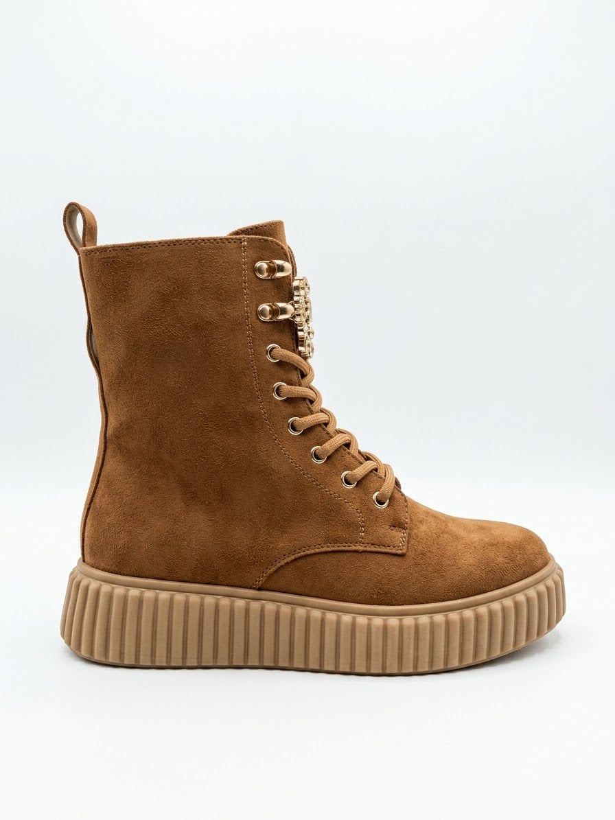 Gold & Gold GB1007 Camel – Anfibio in Ecocamoscio con Gioiello di Pietre