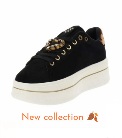 Sneakers nero e maculato