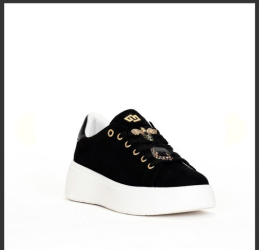 Sneakers camoscio accessori oro