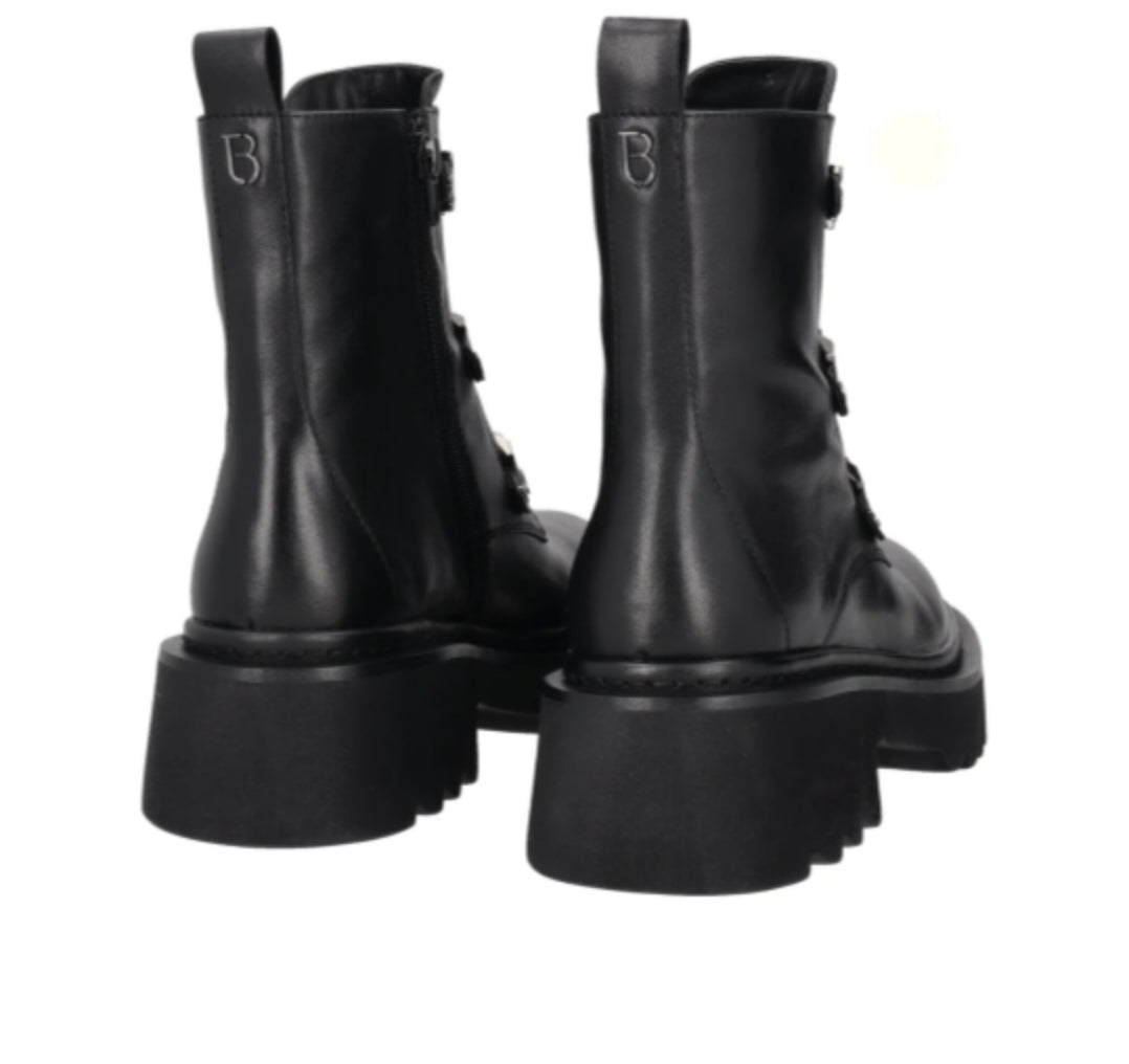 Anfibio Lea con accessori canna fucile