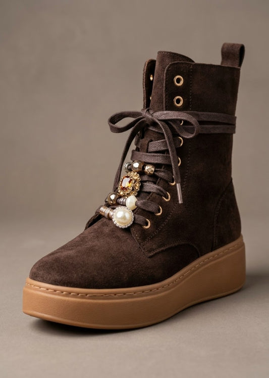 Anfibio donna Gold & Gold GB 11-22 caffè in camoscio con platform e accessori decorativi