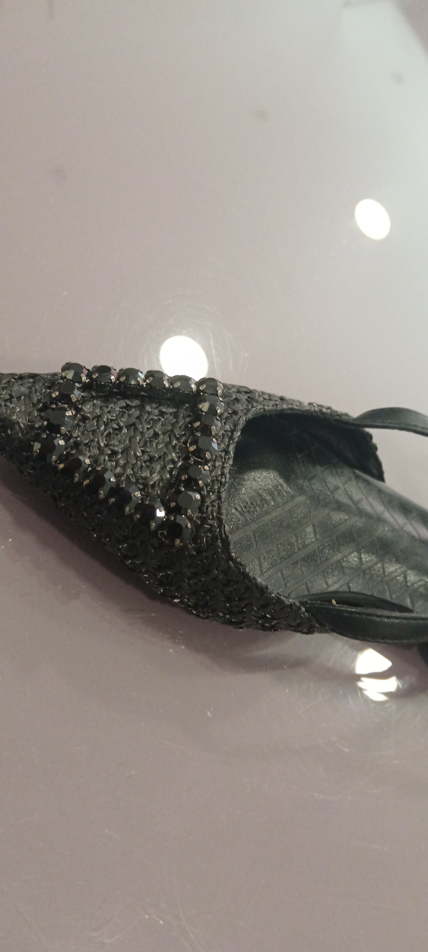 Sandalo flat raffia con strass